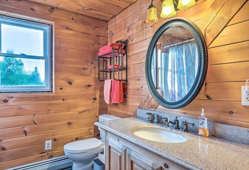 West Danville Cabin: Day Trip To Stowe Mtn!