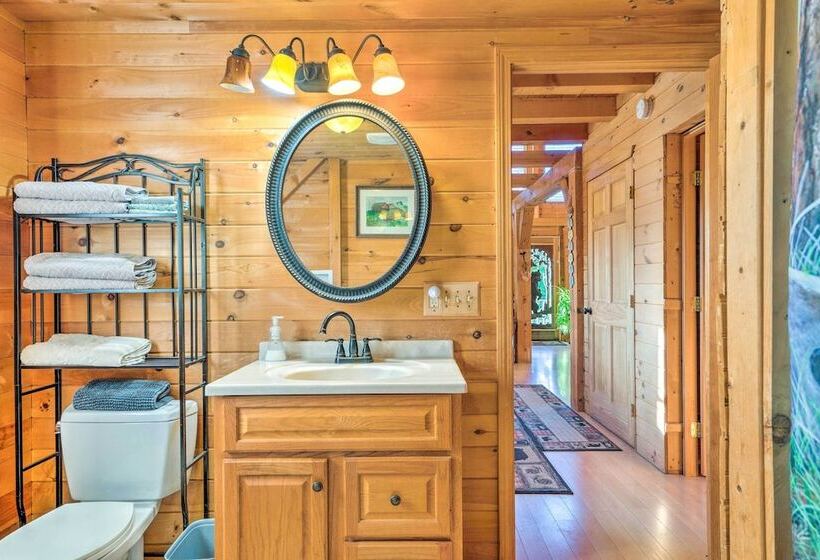 West Danville Cabin: Day Trip To Stowe Mtn!