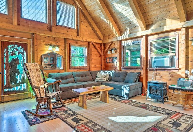 West Danville Cabin: Day Trip To Stowe Mtn!