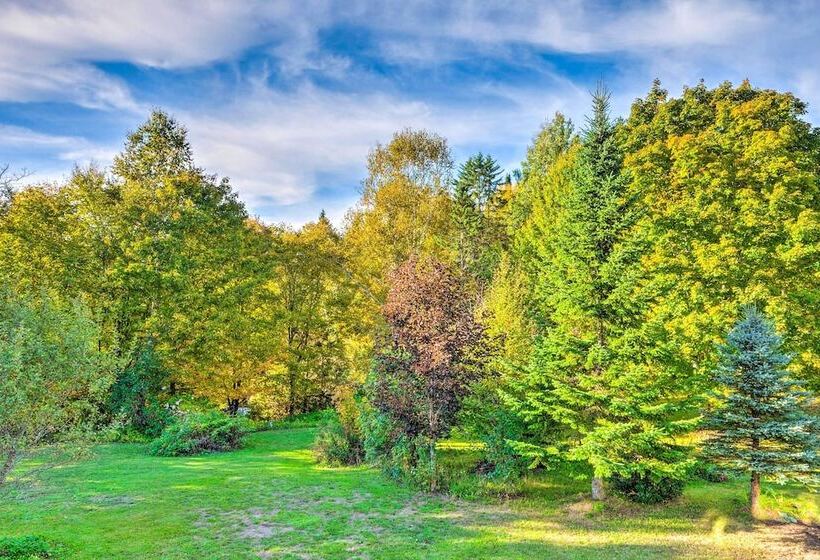 West Danville Cabin: Day Trip To Stowe Mtn!