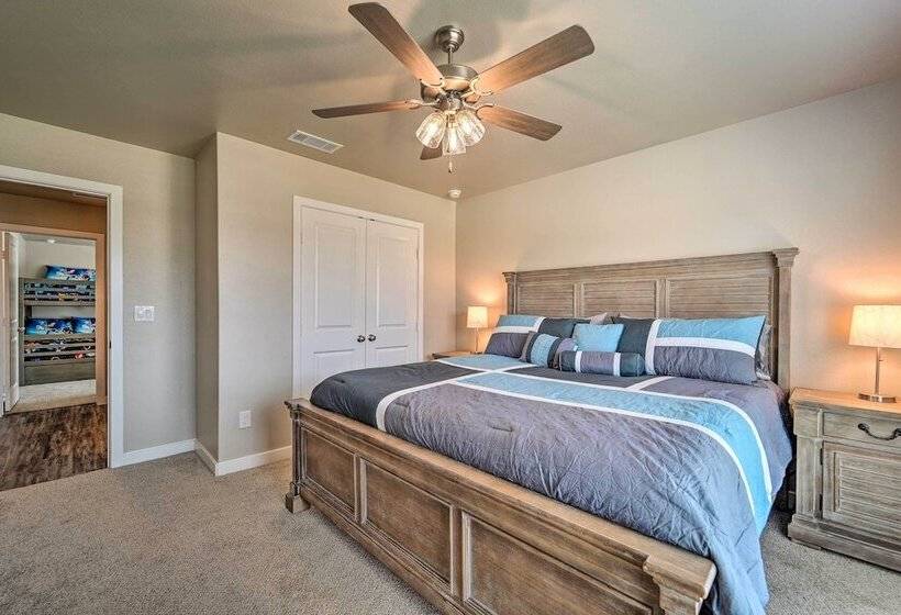 Wolfforth Home W/ Yard ~ 14 Mi To Lubbock