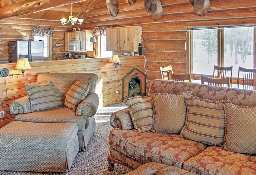 Wonderful Home On Sand Lake W/ Expansive Porch!