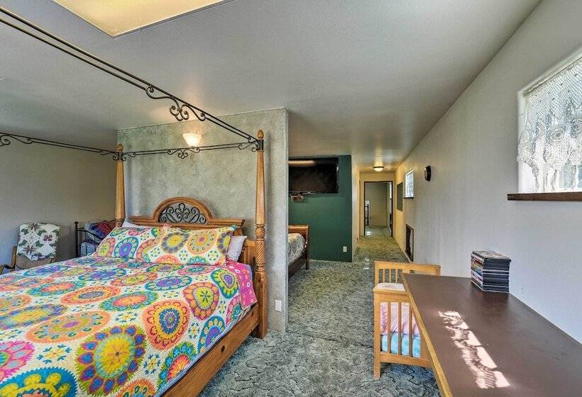 Yellowstone River Lodge W/ Kayaks & Mountain Views