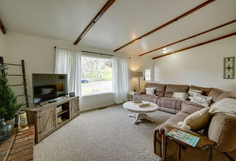 30 Acre Witter Springs Ranch W/ Barn & Views!