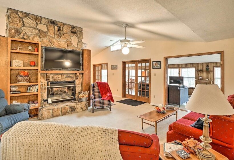 40 Acre Poplar Bluff Nature Lovers Paradise!