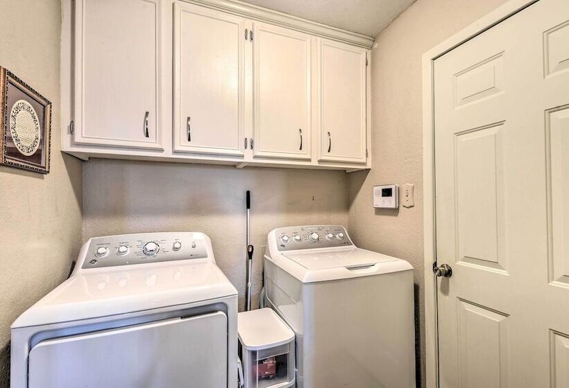 Abilene Home W/bbq & Pvt Yard, 1 Mi To Acu!