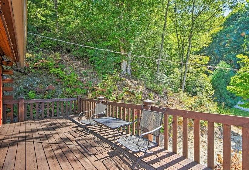 Rustic Andrews Cabin Rental W/ Deck + Fire Pit!