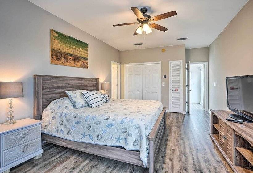 Awesome St George Island Home, Walk To Beach!