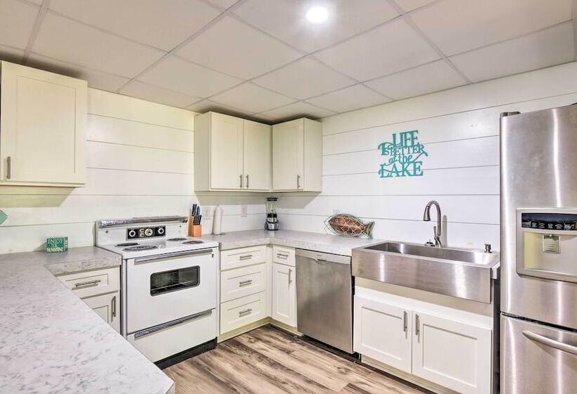 Badin Lake Cabin W/ Dock & 2 Story Boat Slip!