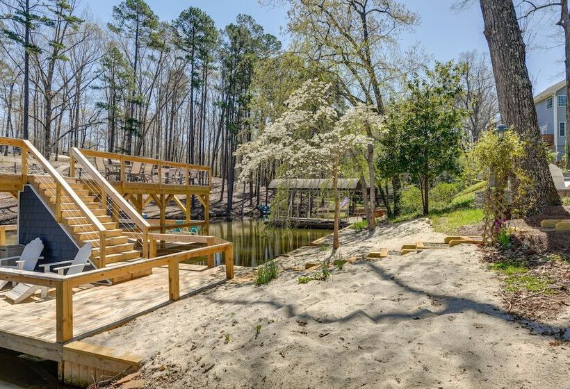 Badin Lake Cabin W/ Dock & 2 Story Boat Slip!