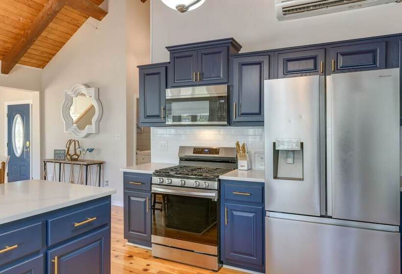 Badin Lake Cabin W/ Dock & 2 Story Boat Slip!