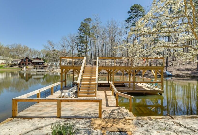 Badin Lake Cabin W/ Dock & 2 Story Boat Slip!