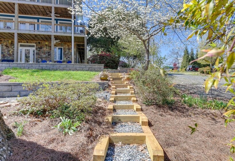 Badin Lake Cabin W/ Dock & 2 Story Boat Slip!