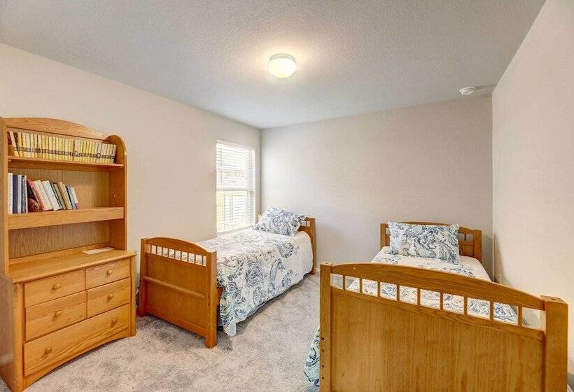 Bastrop Home W/ Yard, 28 Mi To Austin!