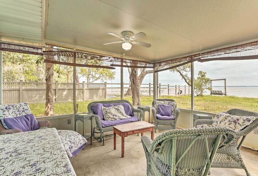 Bayfront Santa Rosa Escape Only 5 Miles To Beach!