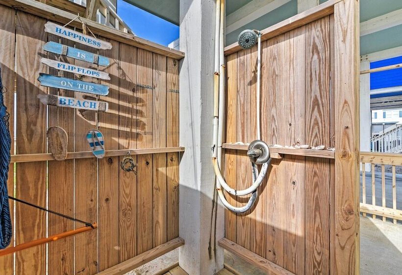 Beachfront Freeport Retreat: 16 Mi To Downtown!