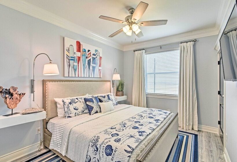 Beachfront Freeport Retreat: 16 Mi To Downtown!