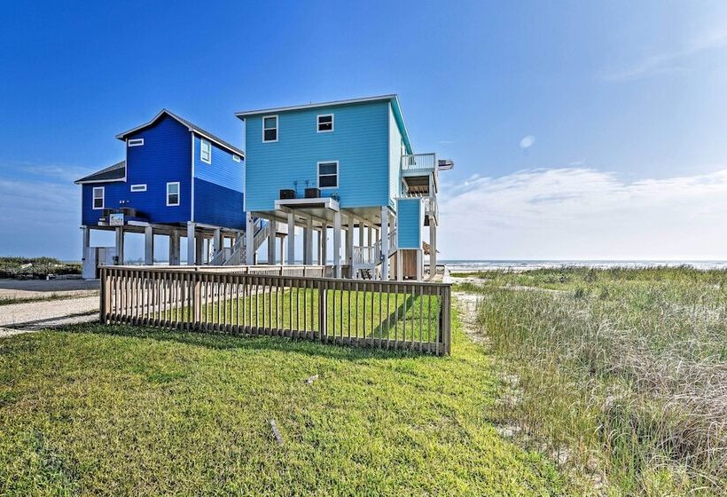 Beachfront Freeport Retreat: 16 Mi To Downtown!