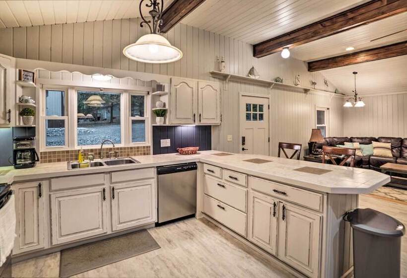 Benton House W/ Grill, Private Dock & Lake Access!