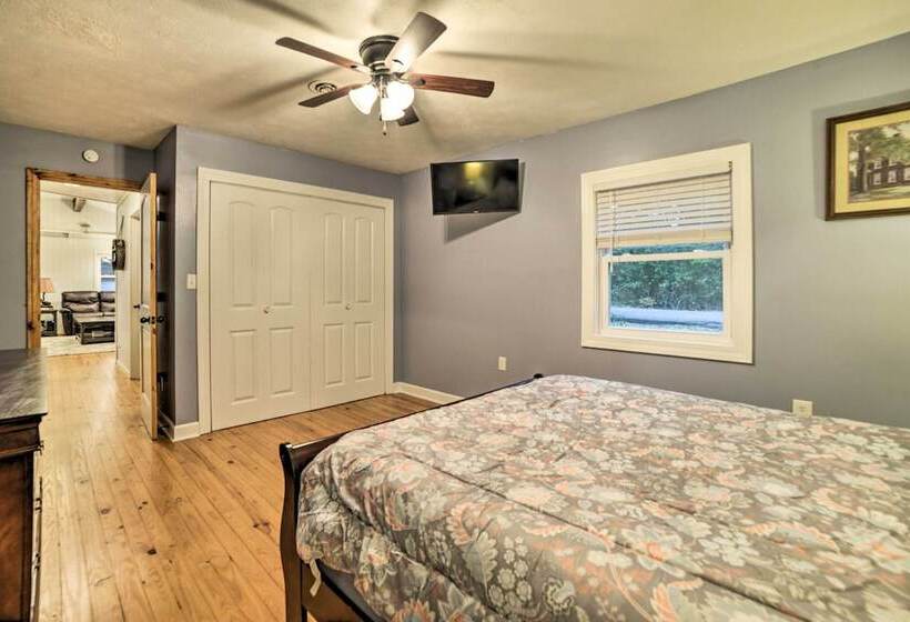 Benton House W/ Grill, Private Dock & Lake Access!