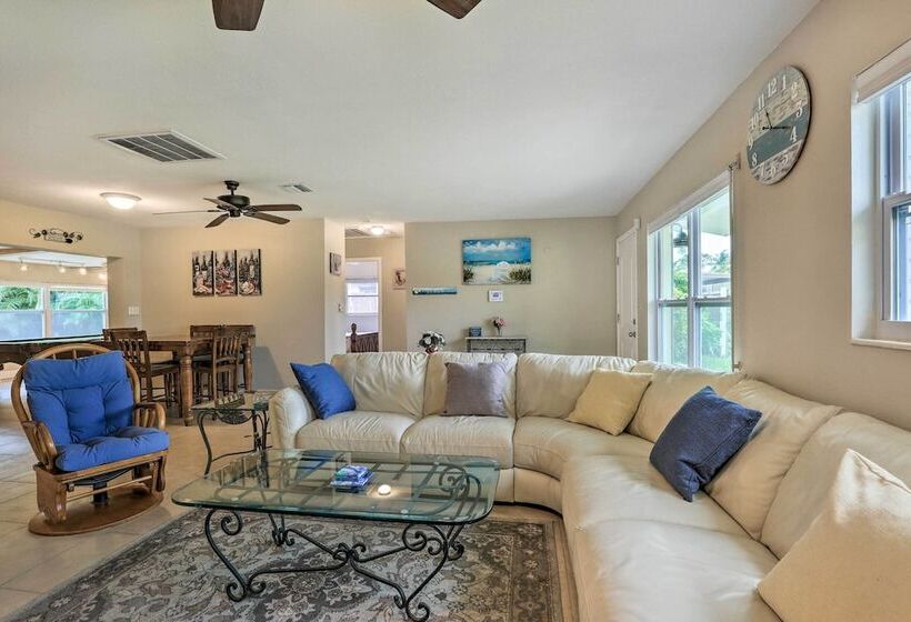 Bradenton Home W/ Beautiful Yard: 4 Mi To Downtown