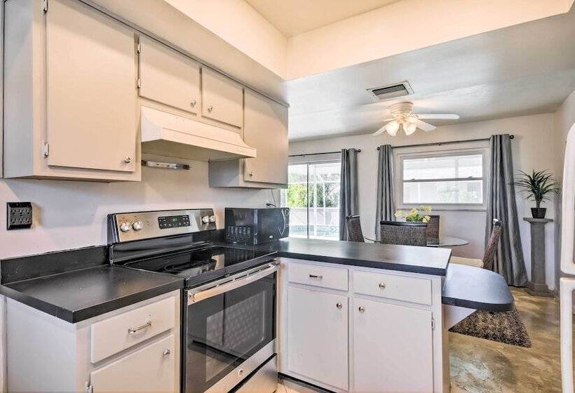 Breezy Marco Island Home W/ Pool   Walk To Beach!