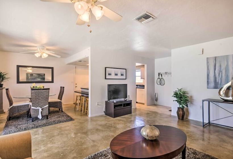 Breezy Marco Island Home W/ Pool   Walk To Beach!