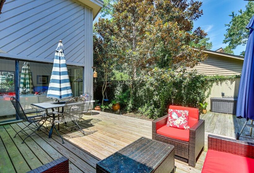 2 Mi To Beach: Hilton Head Home W/ Furnished Deck