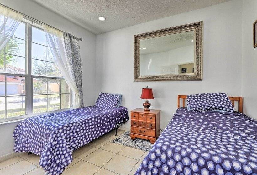 Kissimmee Home W/ Pool < 9 Mi To Disney World!