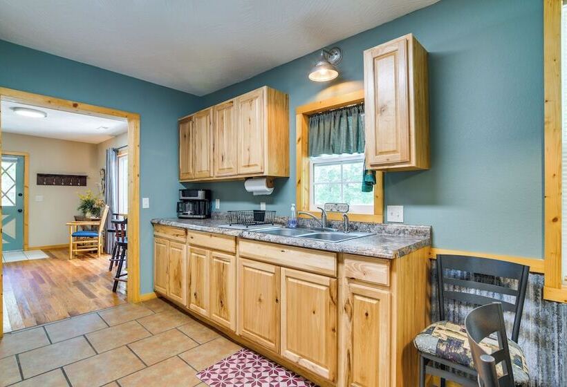 Bull Shoals Lake Home W/ Porch   Steps To Water!