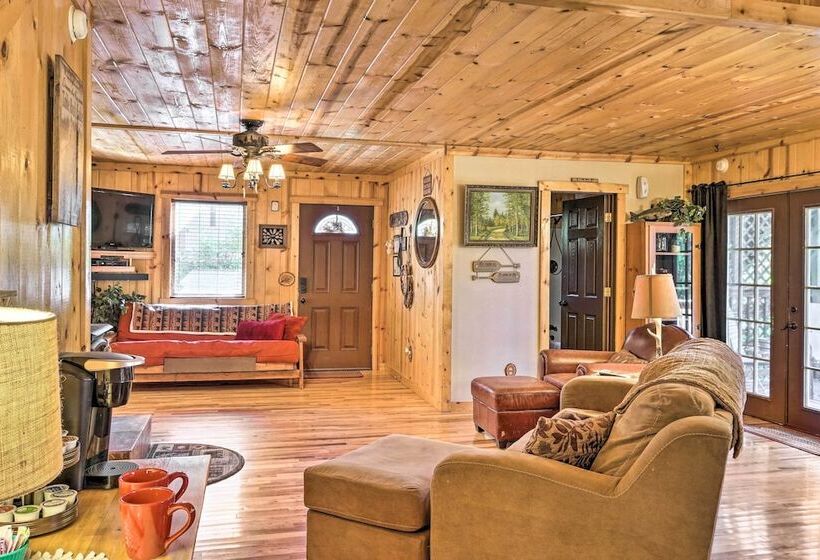 Cabin On Table Rock Lake W/ Hot Tub & Fire Pit!