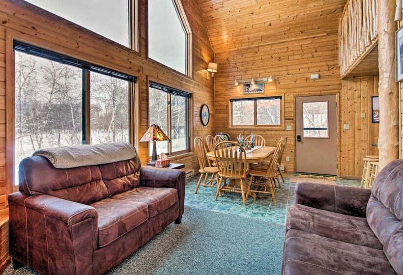 Cabin W/ Fireplace < 1 Mile To Lakes + Golf