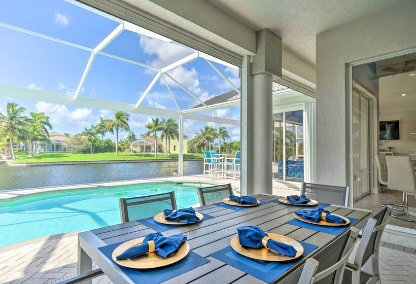 Canalfront Pool & Hot Tub: Home In Cape Coral