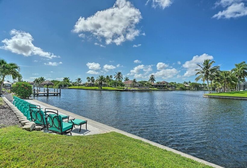 Canalfront Pool & Hot Tub: Home In Cape Coral
