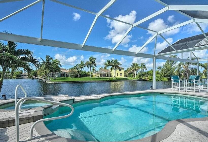 Canalfront Pool & Hot Tub: Home In Cape Coral