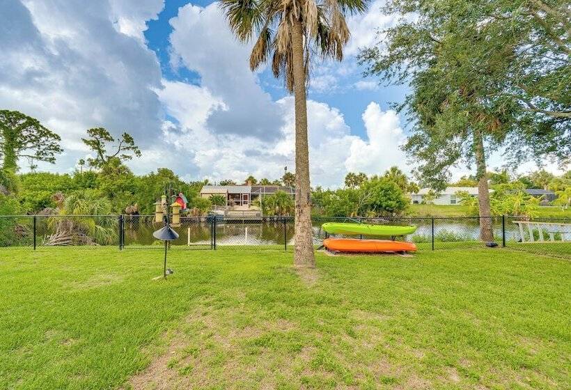 Canalfront Retreat W/ Heated Pool & Hot Tub!