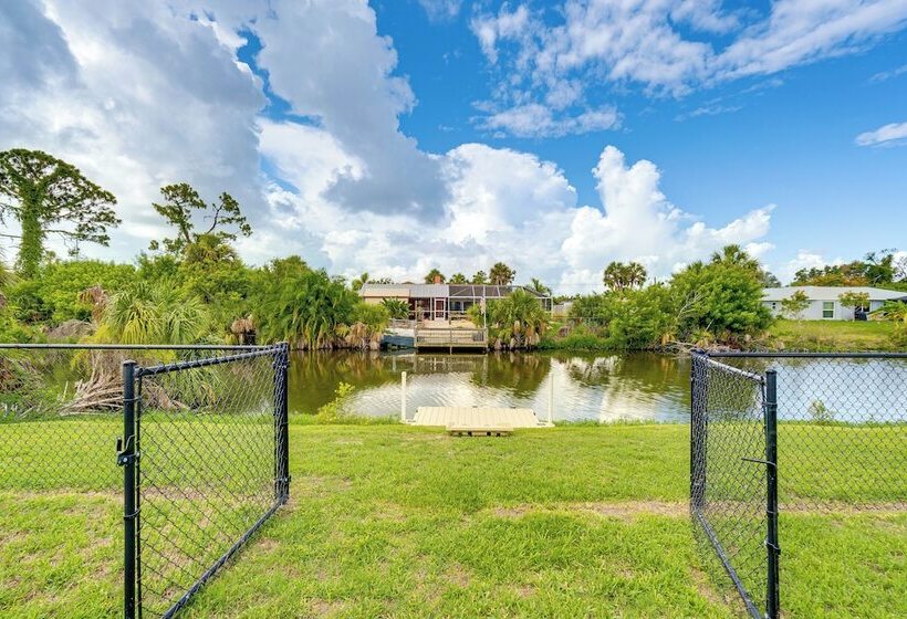 Canalfront Retreat W/ Heated Pool & Hot Tub!