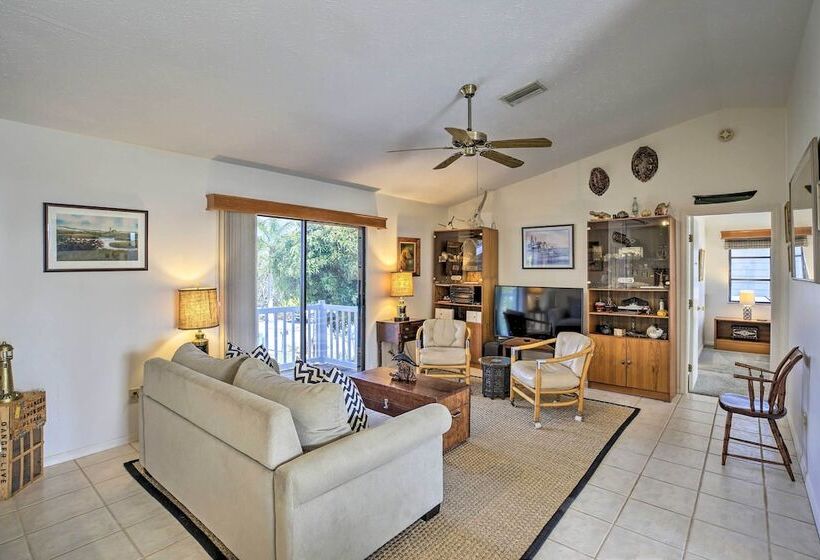 Private Pool & Deck: Canalfront St James City Home