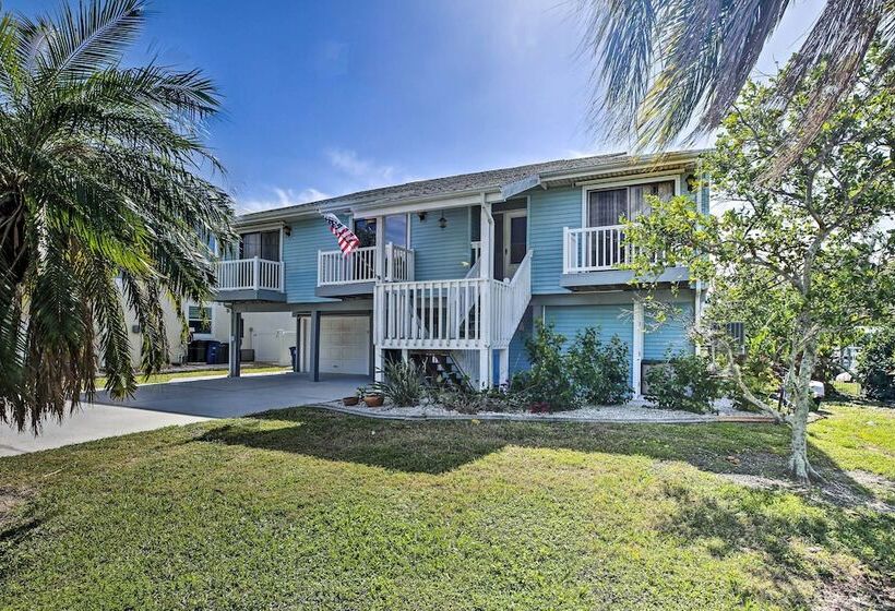 Private Pool & Deck: Canalfront St James City Home