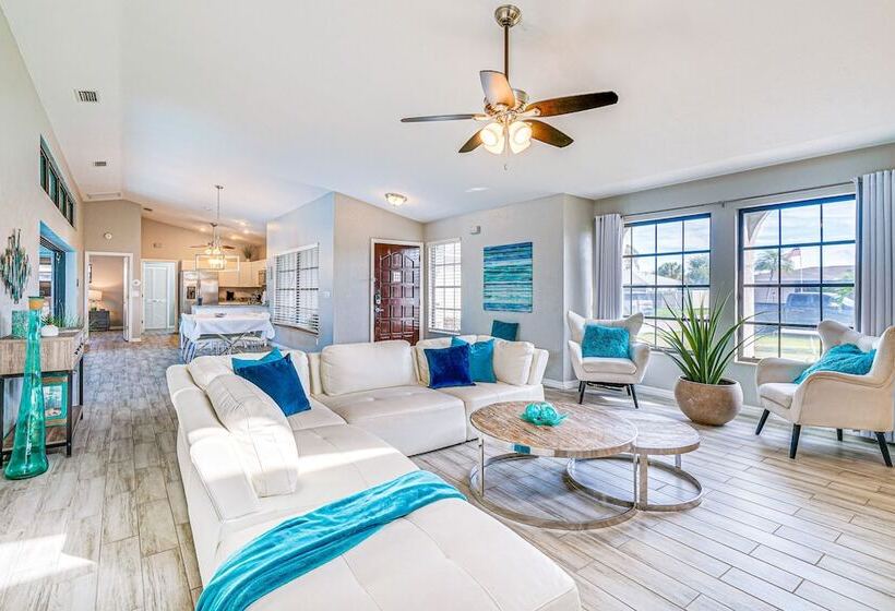 Cape Coral Home W/ Heated Pool, Dock & Gulf Access