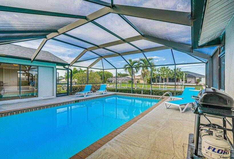 Cape Coral Home W/ Heated Pool, Dock & Gulf Access