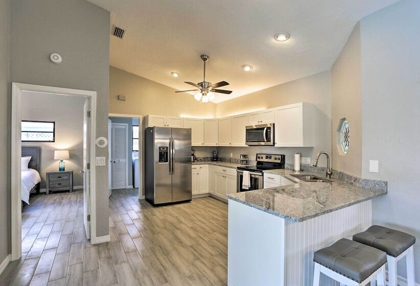 Cape Coral Home W/ Heated Pool, Dock & Gulf Access