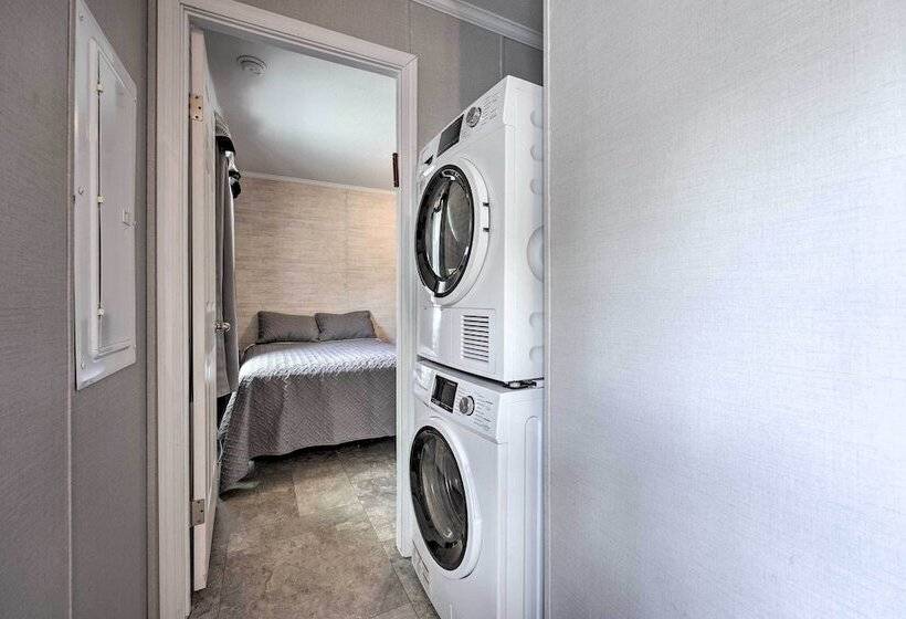 Cassopolis Cabin W/ Lake & Fishing Access!