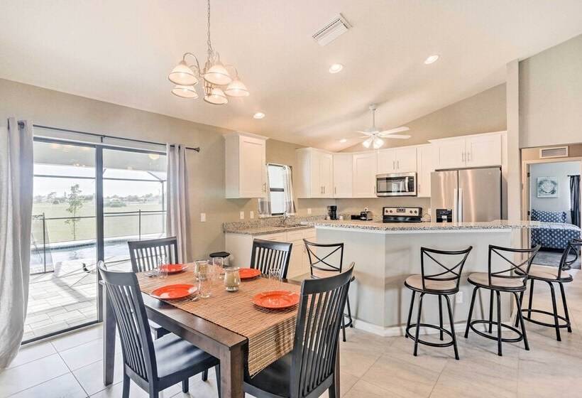 Central Cape Coral House W/ Private Screened Pool!