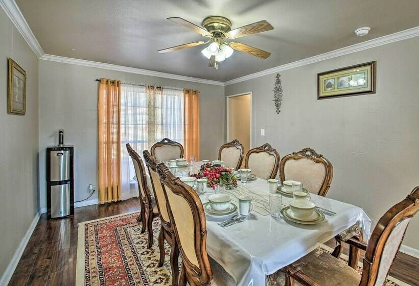 Central Hot Springs Family Home W/ Deck!