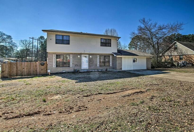 Central Hot Springs Family Home W/ Deck!