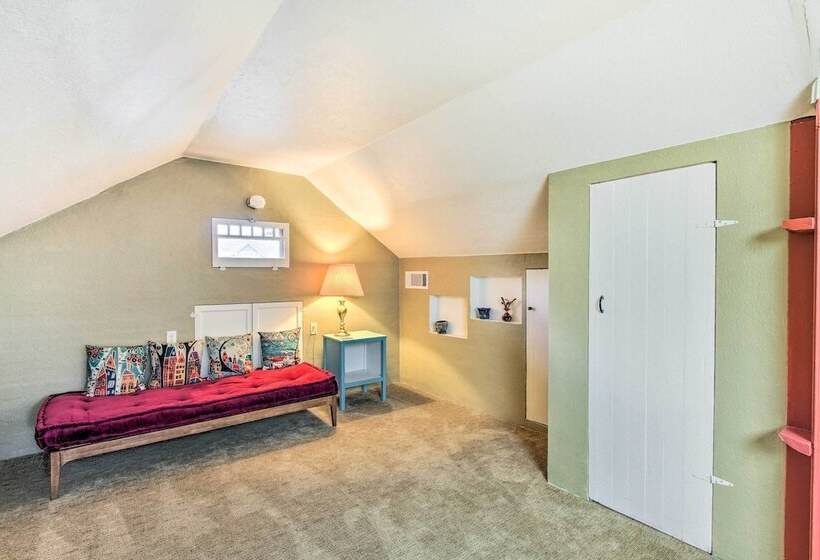 Charming Eugene Vacation Home: 1 Mi To Dtwn!
