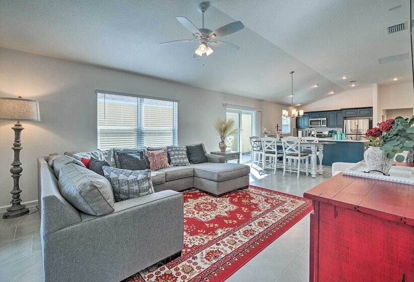 Home In The Villages: Golf Cart & Amenity Access