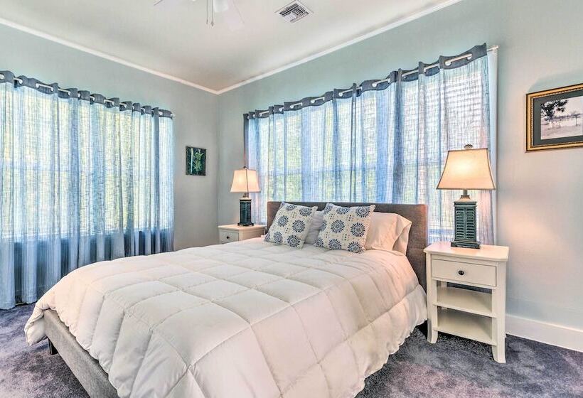 Charming Home: 2 Mi To Dtwn Defuniak Springs!