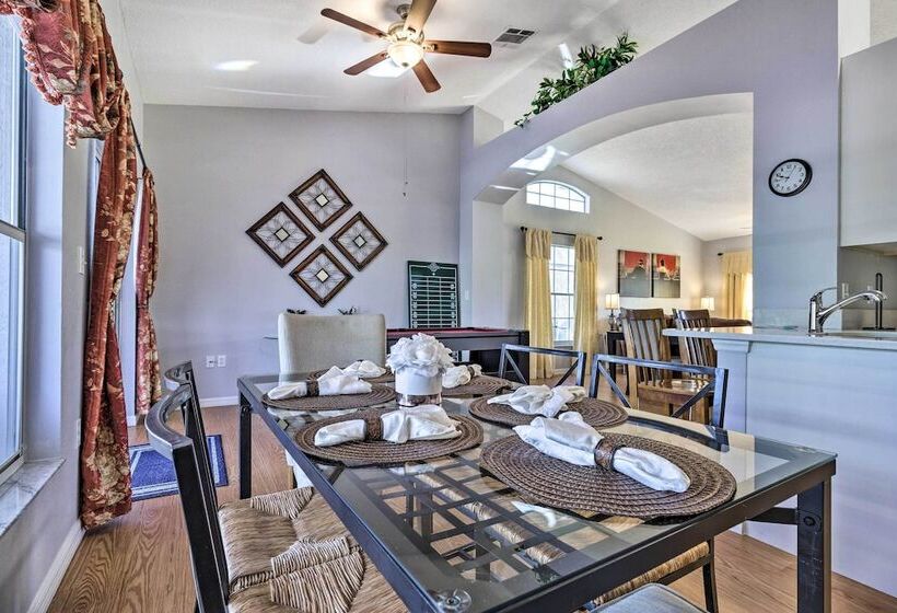 Charming Kissimmee Retreat W/ Pool & Lanai!